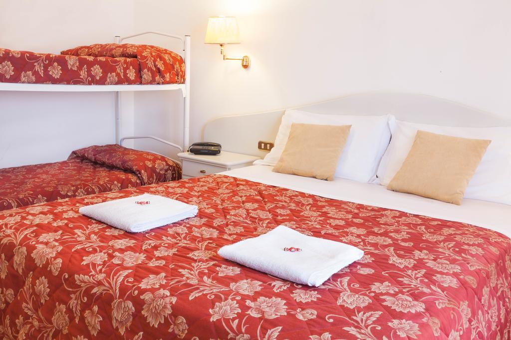 Hotel Le Rotonde Massaciuccoli Extérieur photo