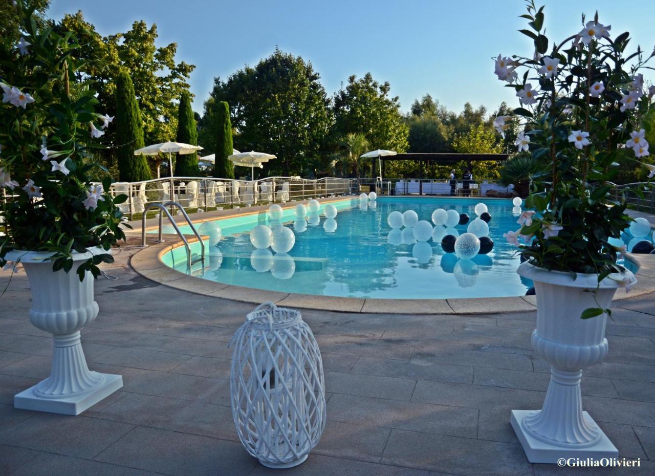 Hotel Le Rotonde Massaciuccoli Extérieur photo